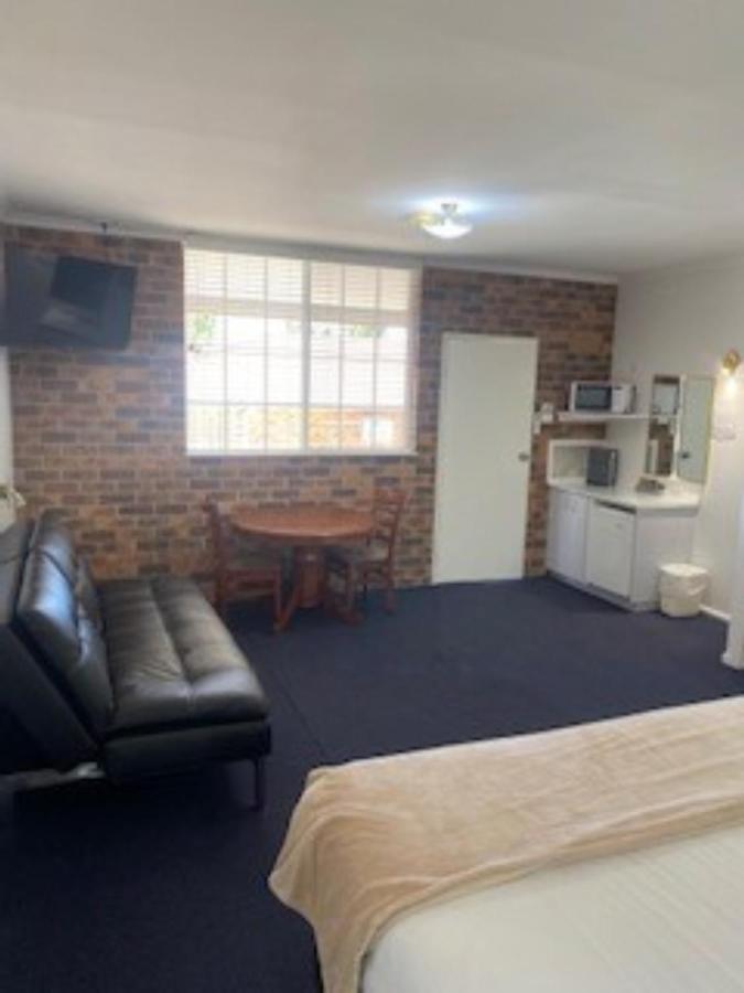 Kinross Inn Cooma Dış mekan fotoğraf