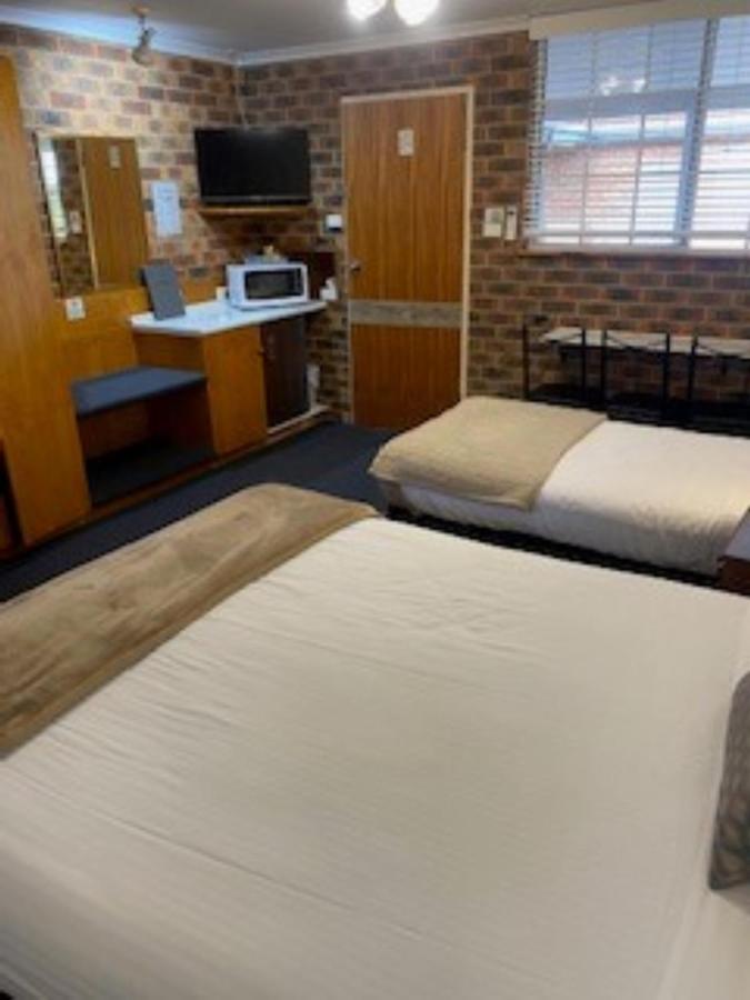 Kinross Inn Cooma Dış mekan fotoğraf