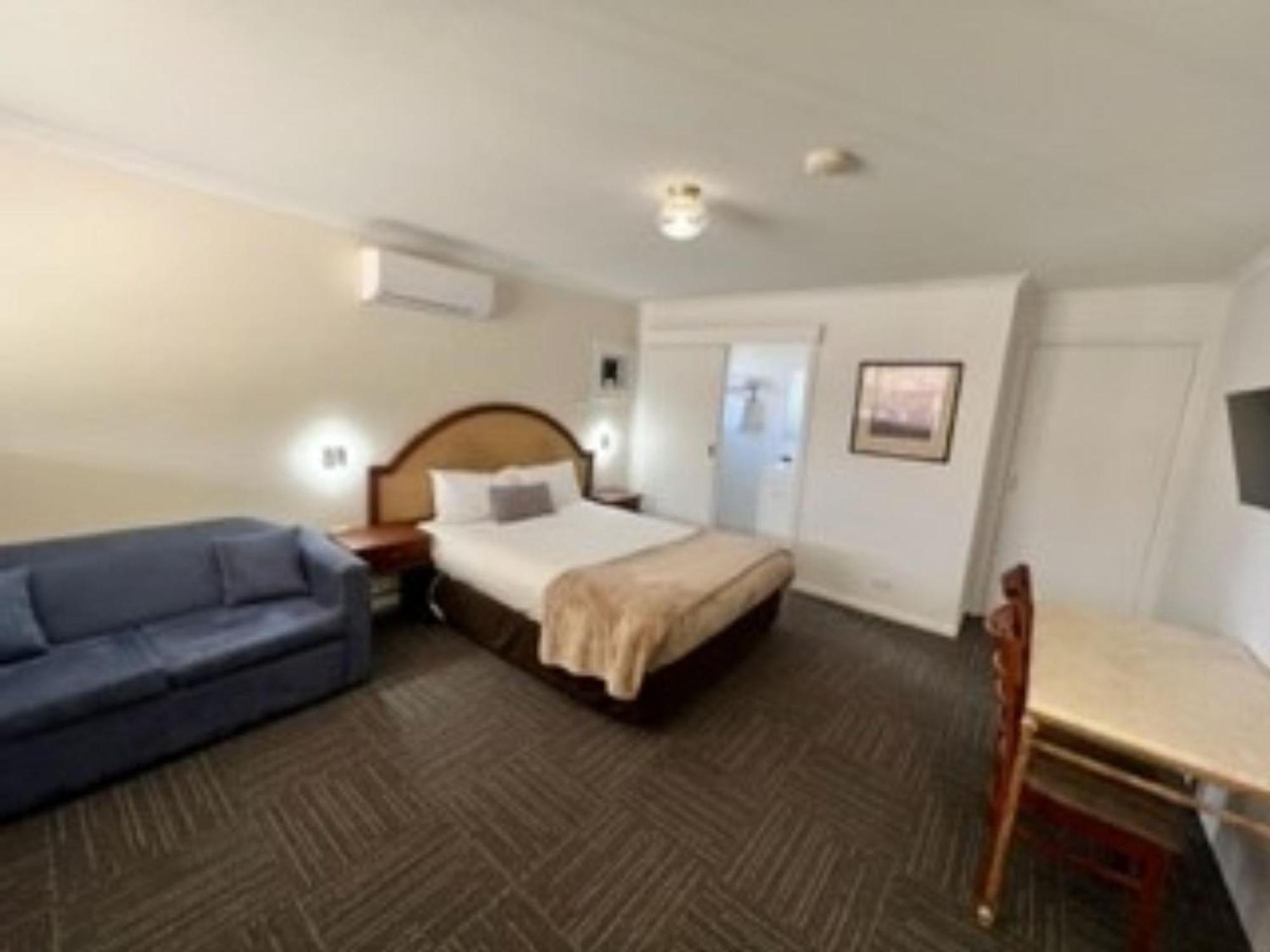 Kinross Inn Cooma Dış mekan fotoğraf