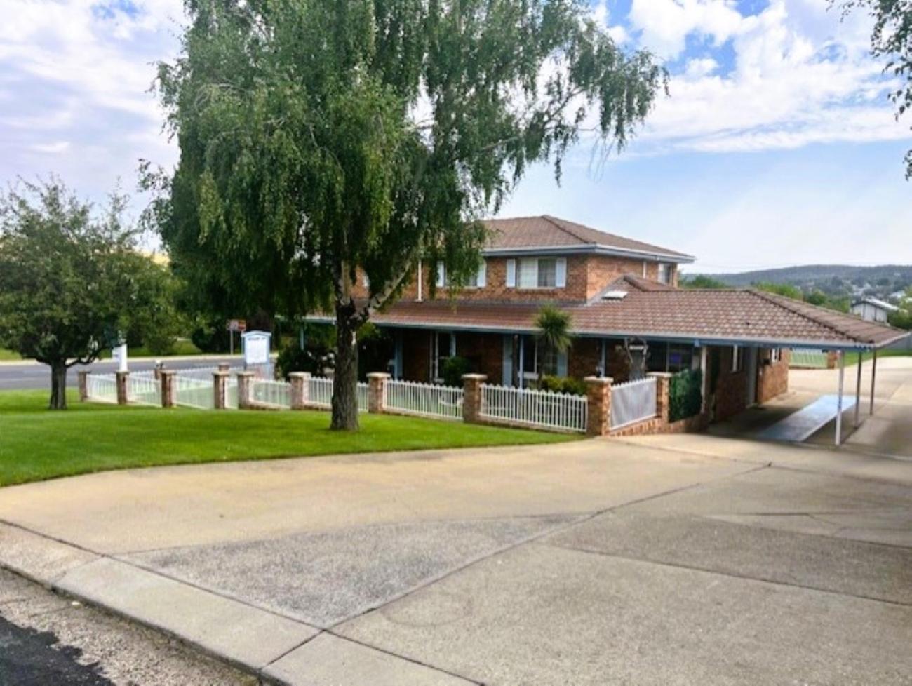 Kinross Inn Cooma Dış mekan fotoğraf